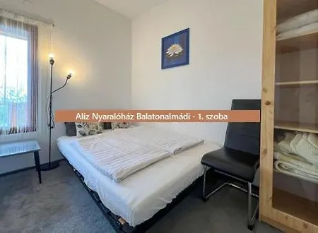 Aliz Nyaralohaz Σπίτι διακοπών *