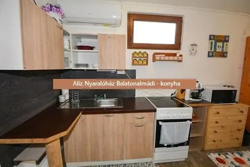 Aliz Nyaralohaz *